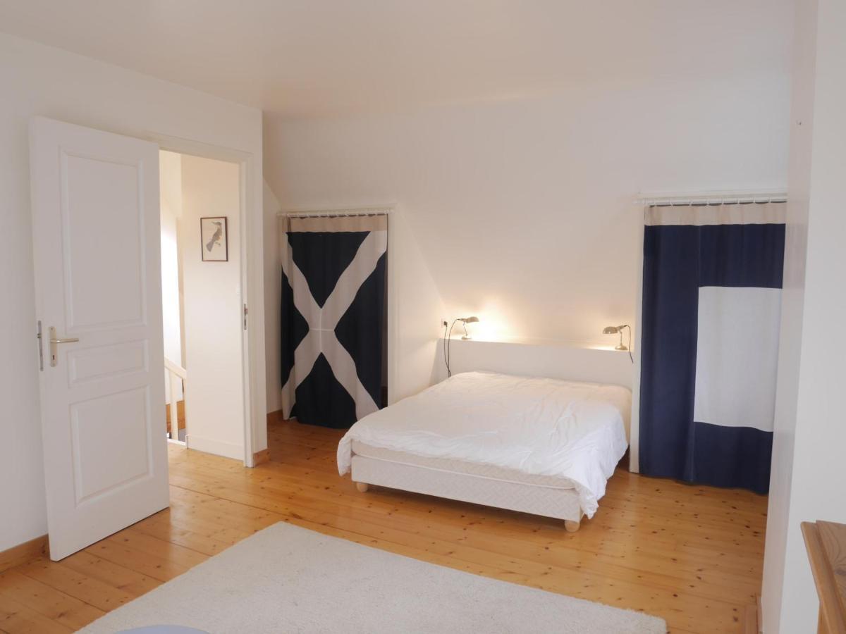 Charmante Maison A Sauzon Avec Grand Jardin, Proche Commerces Et Plage - Fr-1-418-82 מראה חיצוני תמונה